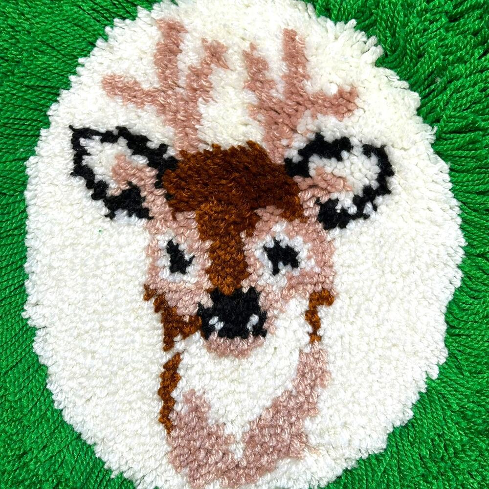 Vintage Handmade Deer Stag Latch Hook Rug Wall Hanging Cottagecore Woodland - Picture 5 of 5